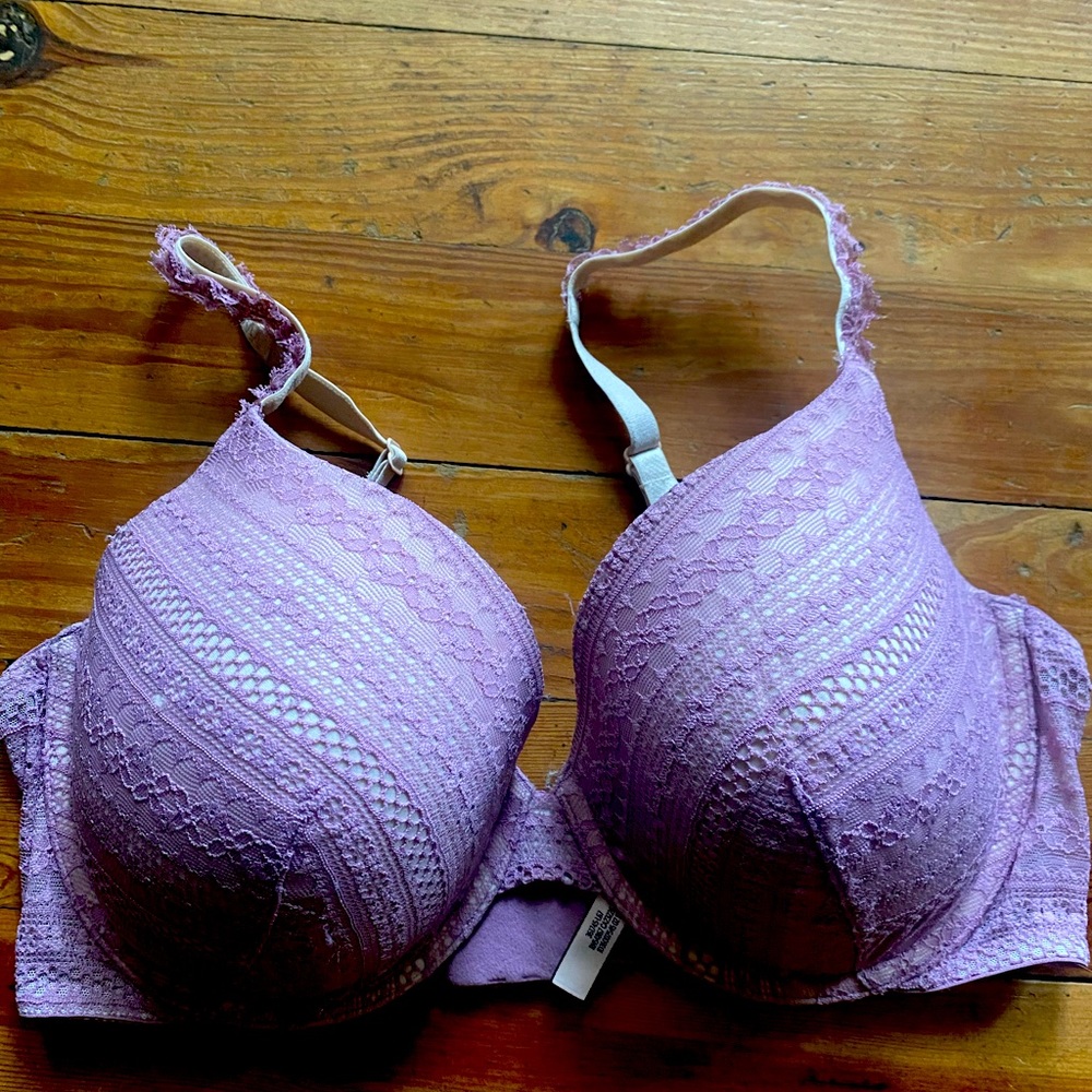Victoria’s Secret bra. 38DD
